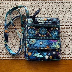 Vera Bradley mini hipster. Midnight Blues pattern